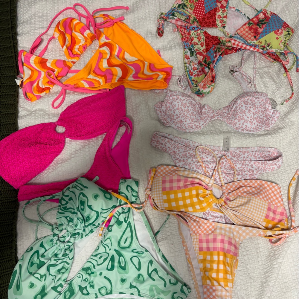 Bundle of six bikinis
